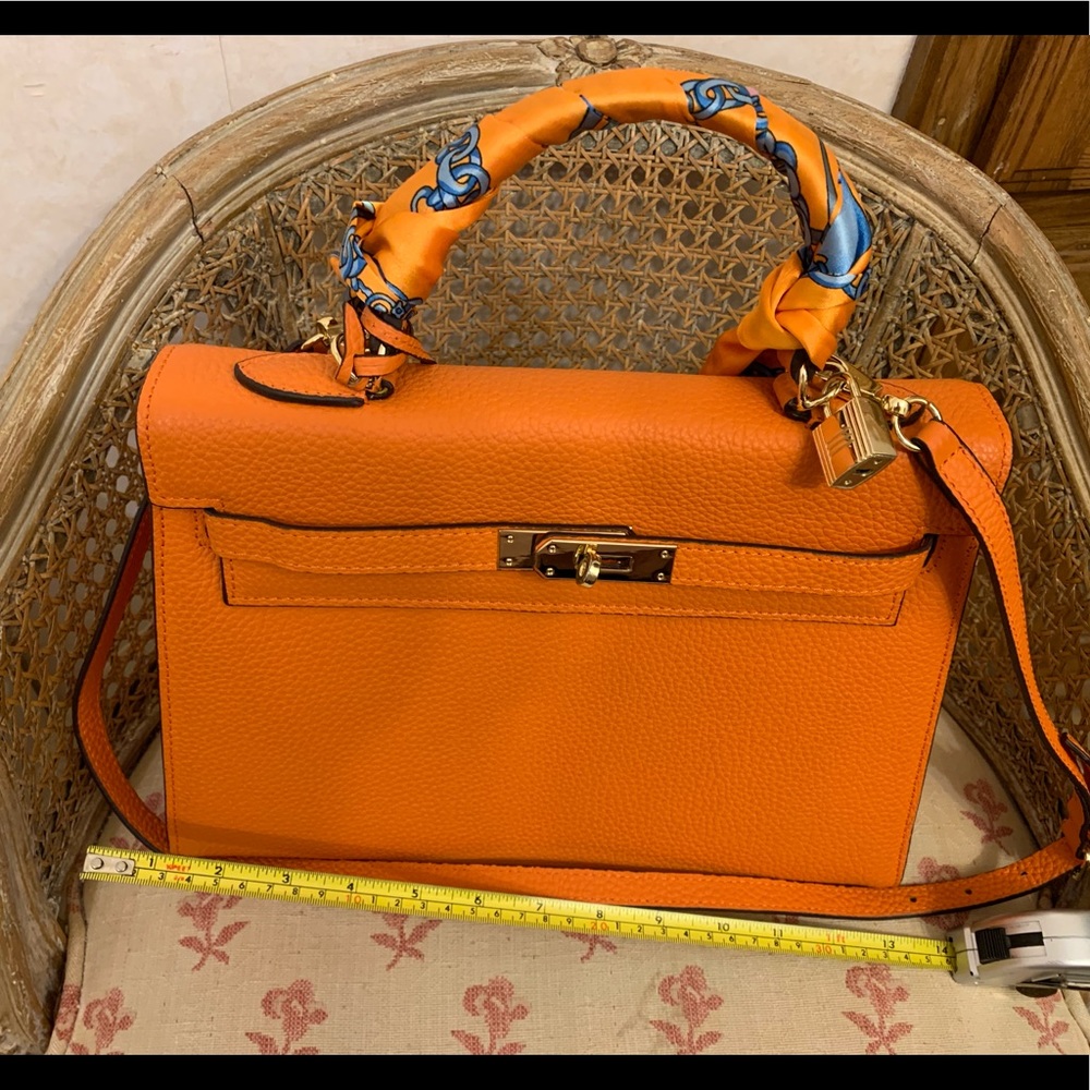 Ainifeel bag excellent condition